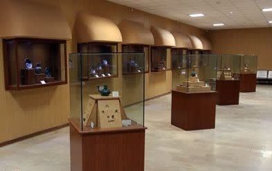 فردا یکم شهریور ماه درب موزه های همدان به روی عموم باز است. فردا یکم شهریور ماه درب موزه های همدان به روی عموم باز است.
